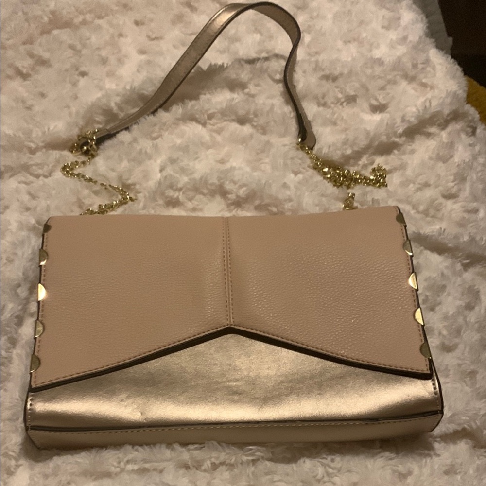 Neiman Marcus Cream and Gold Shoulder Bag with Metallic Chain
